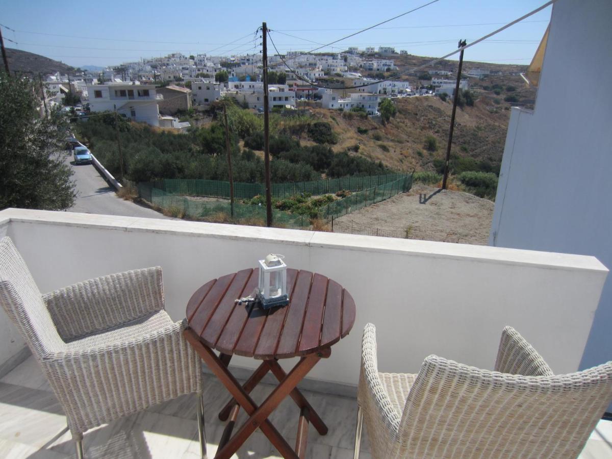 Katerina Apartments Triovasalos Luaran gambar