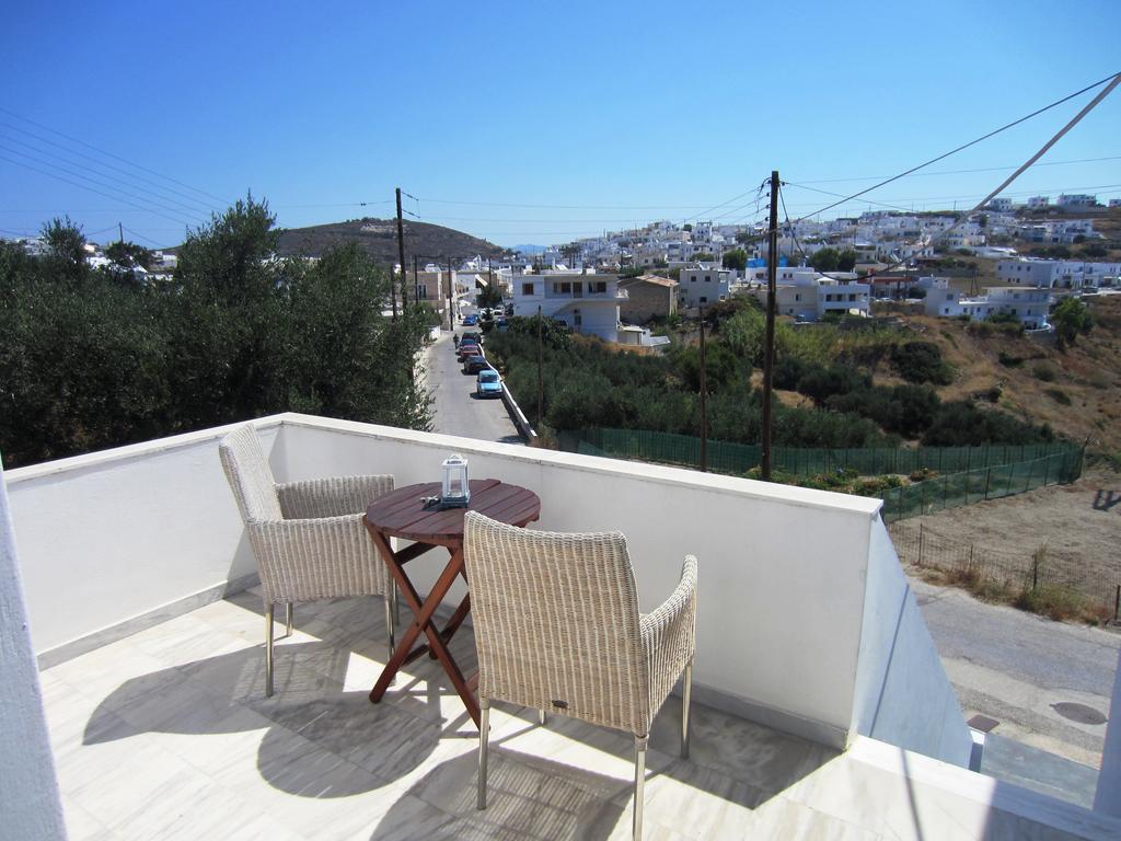 Katerina Apartments Triovasalos Luaran gambar